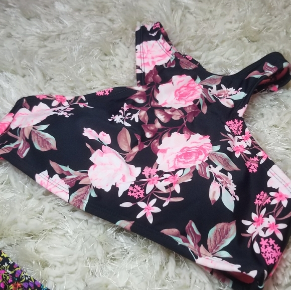 Bikini top bundle - Picture 4 of 6